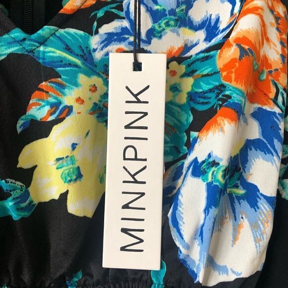 Minkpink Bloom Lace Sleeve Romper - Picture 6 of 7